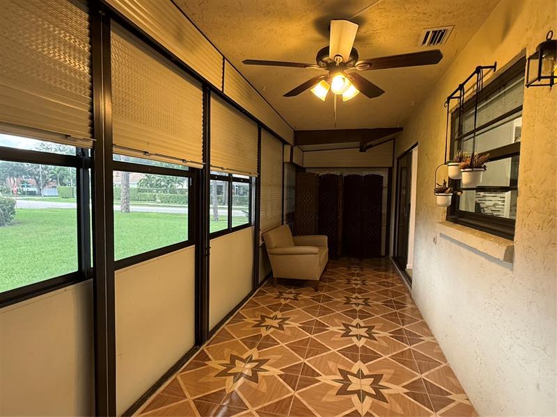 Image 15 of 18 For 6101 Woodlake Blvd