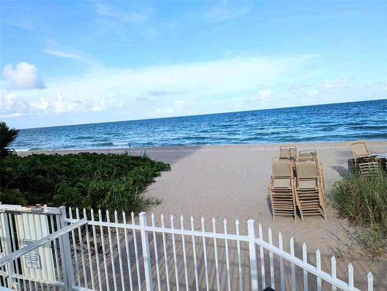 Image 31 of 37 For 4250 Galt Ocean Dr  4e