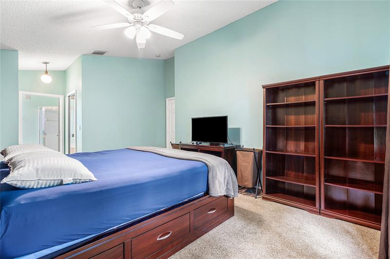 Image 25 of 36 For 1443 Banyan Cir