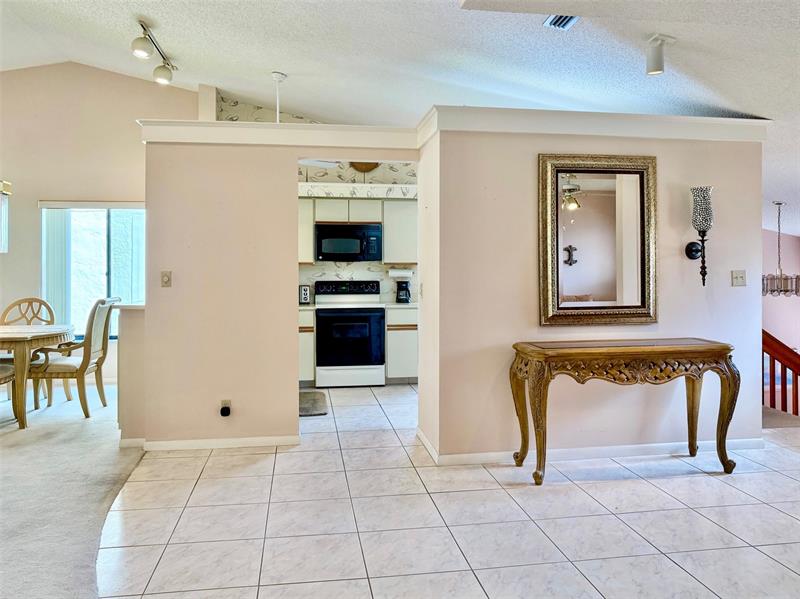 Image 12 of 36 For 10851 Palm Lake Ave  202