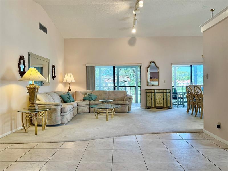Image 6 of 36 For 10851 Palm Lake Ave  202