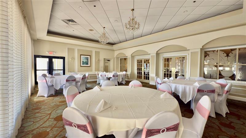 Image 26 of 57 For 9340 Lagoon Pl  403