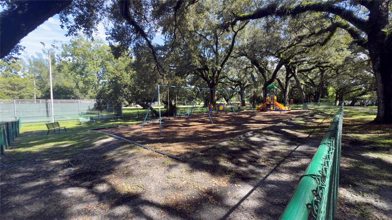 Image 39 of 57 For 9340 Lagoon Pl  403