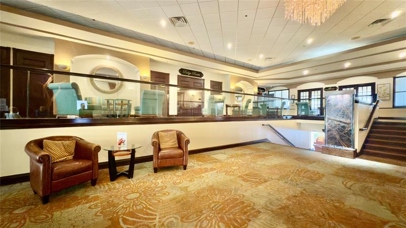 Image 51 of 57 For 9340 Lagoon Pl  403