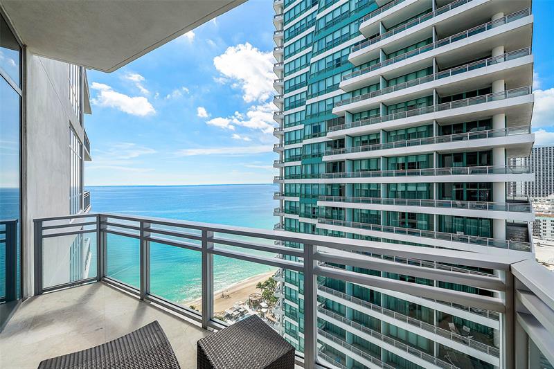 Image 32 of 45 For 3535 Ocean Dr  2605