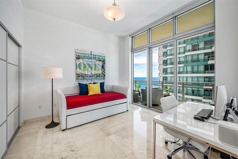 Image 34 of 45 For 3535 Ocean Dr  2605