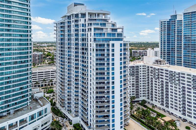 Image 39 of 45 For 3535 Ocean Dr  2605