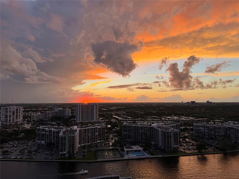 Image 46 of 46 For 3535 Ocean Dr 2605