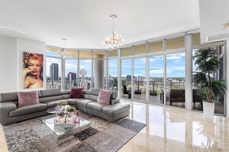 Image 5 of 45 For 3535 Ocean Dr  2605