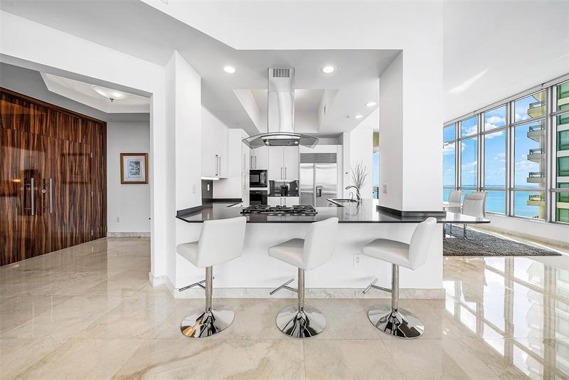 Image 9 of 45 For 3535 Ocean Dr  2605