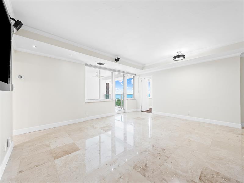 Image 4 of 27 For 3233 34th St  1712