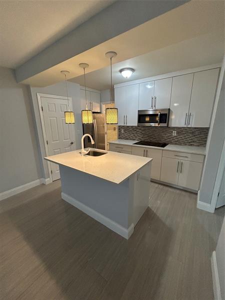 Image 8 of 19 For 918 15th Ave  3