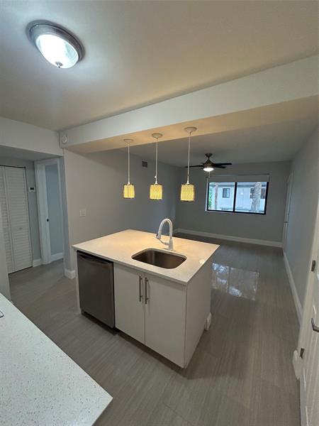 Image 9 of 19 For 918 15th Ave  3