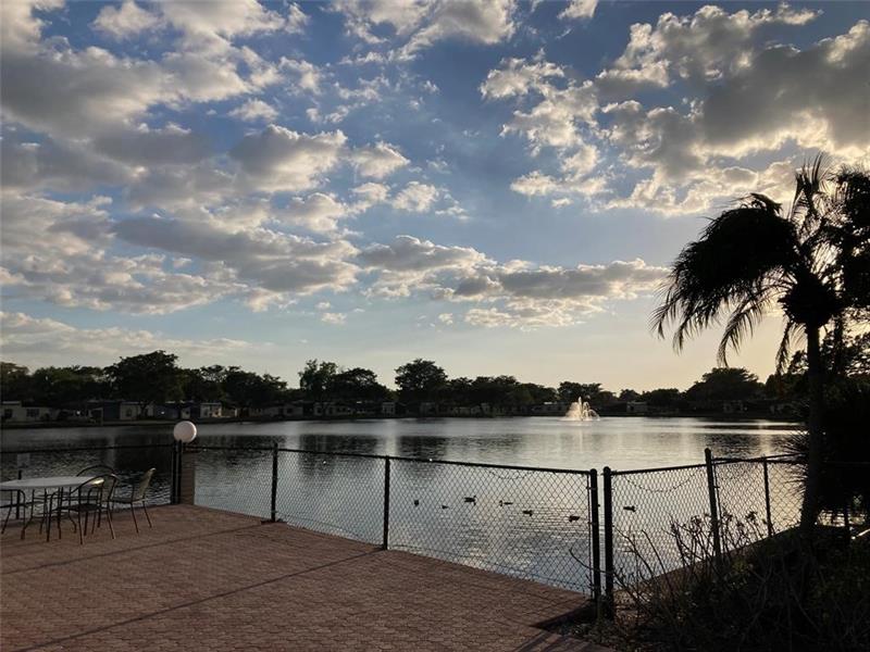 Image 18 of 18 For 324 Briarwood