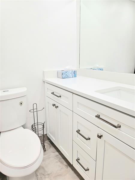 Image 9 of 12 For 5860 44th St  412