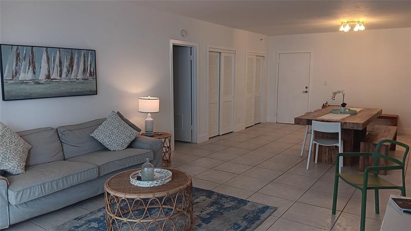 Image 11 of 37 For 3001 Ocean Dr  109