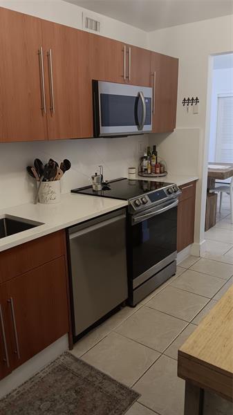 Image 14 of 37 For 3001 Ocean Dr  109