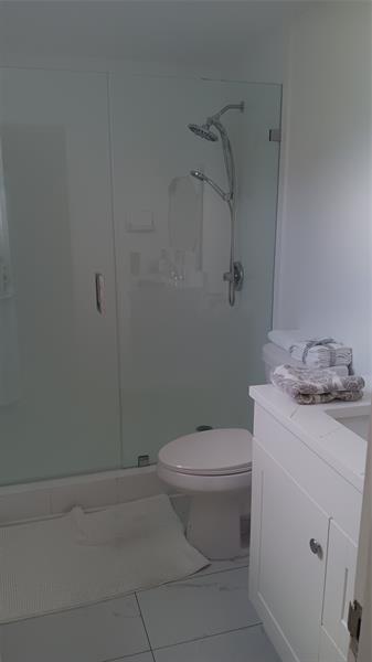 Image 20 of 37 For 3001 Ocean Dr  109