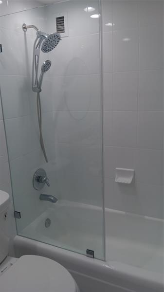 Image 22 of 37 For 3001 Ocean Dr  109