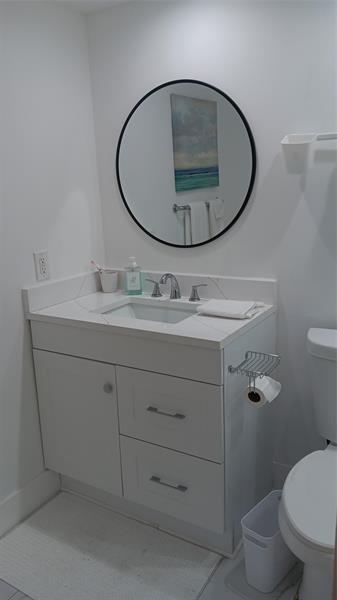 Image 23 of 37 For 3001 Ocean Dr  109