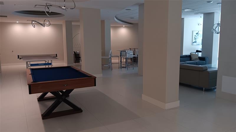 Image 34 of 37 For 3001 Ocean Dr  109