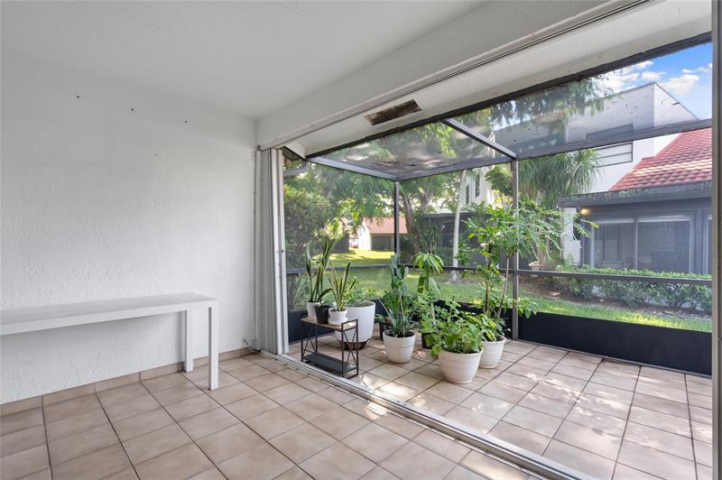 Image 16 of 20 For 331 36th Ave