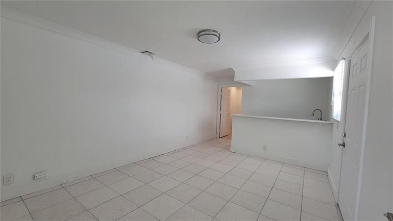 Image 20 of 31 For 266 42nd St  