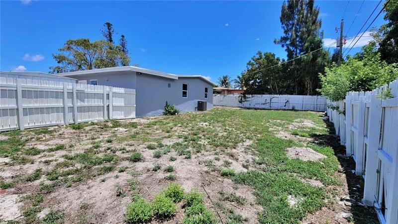 Image 26 of 31 For 266 42nd St  