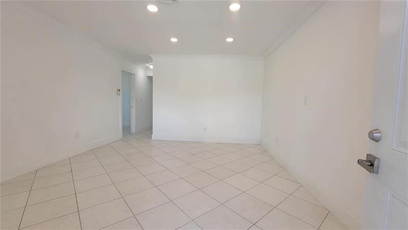 Image 9 of 31 For 266 42nd St  