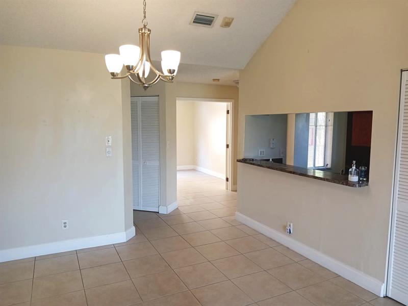 Image 26 of 28 For 1055 Coral Club Dr  1055