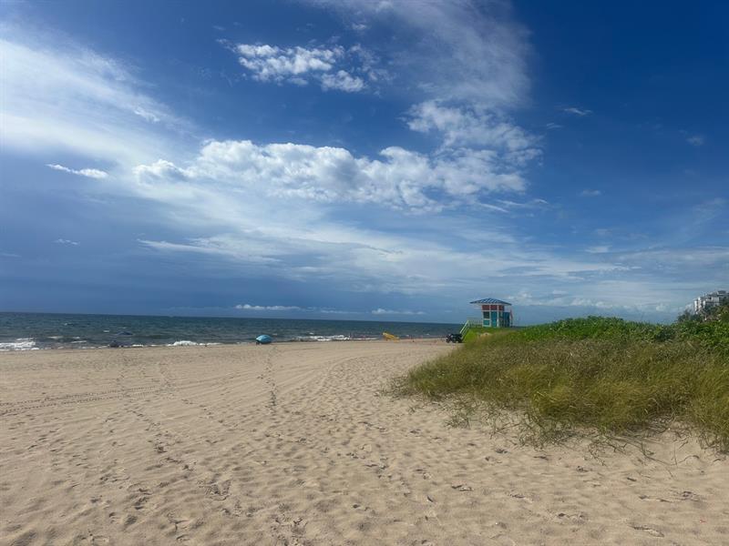 Image 10 of 20 For 2840 14th Street Cswy  107a