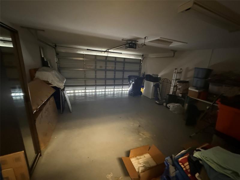 Image 10 of 20 For 9069 Dupont Place