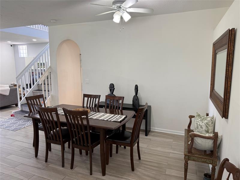 Image 4 of 20 For 9069 Dupont Place