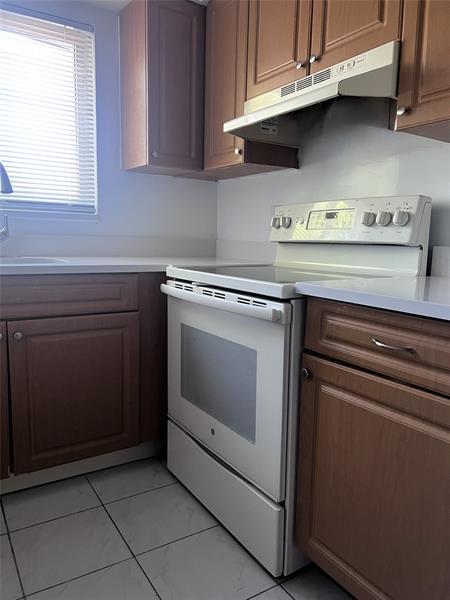 Image 10 of 20 For 915 22nd Ave  7