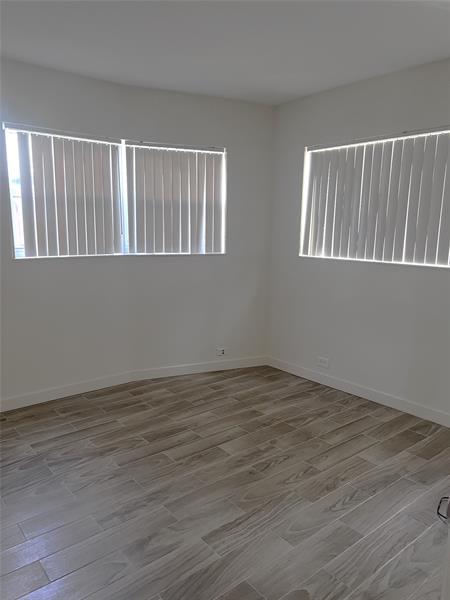 Image 14 of 20 For 915 22nd Ave  7