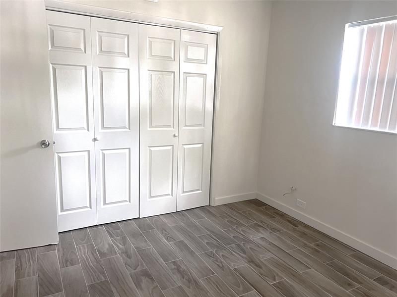 Image 15 of 20 For 915 22nd Ave  7