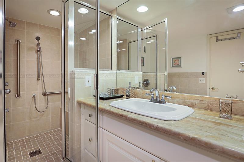 Image 28 of 37 For 4280 Galt Ocean Dr  15e