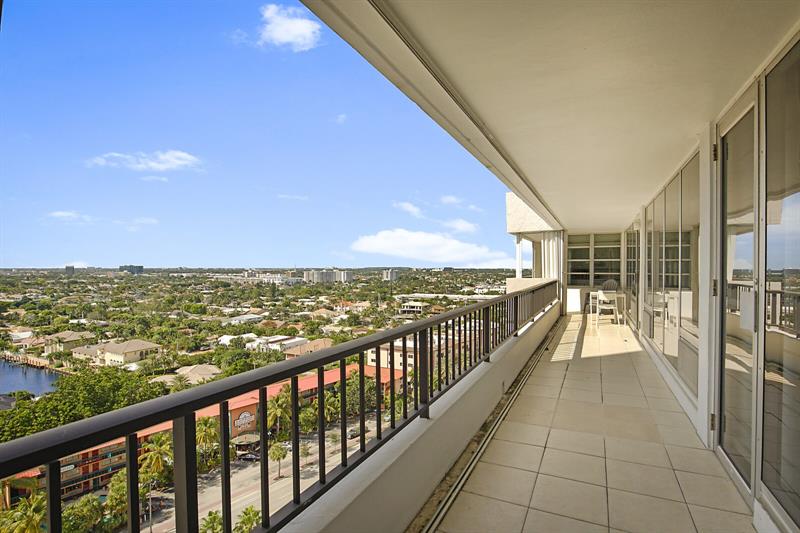 Image 34 of 37 For 4280 Galt Ocean Dr  15e