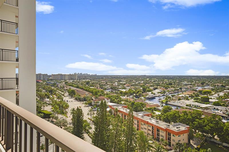 Image 36 of 37 For 4280 Galt Ocean Dr  15e