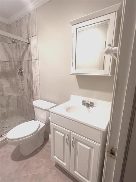 Image 10 of 43 For 6369 Bay Club Dr  1
