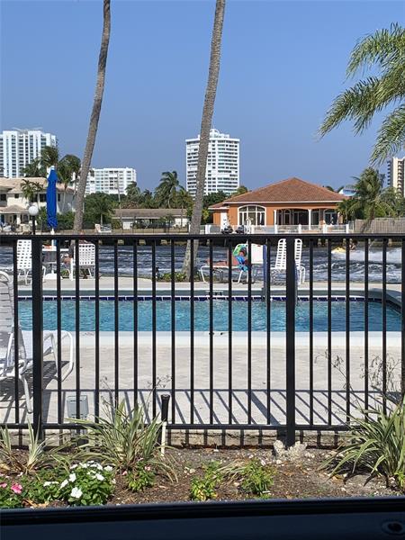 Image 40 of 43 For 6369 Bay Club Dr  1