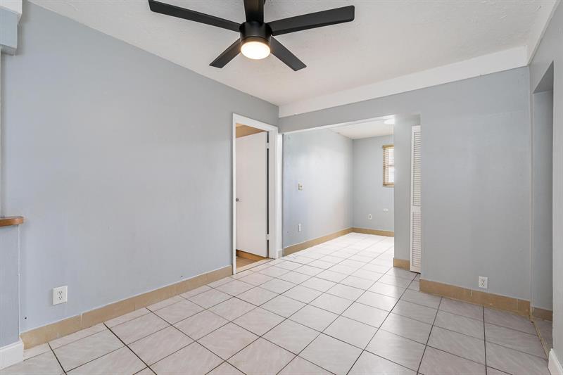 Image 24 of 26 For 6391 Park St