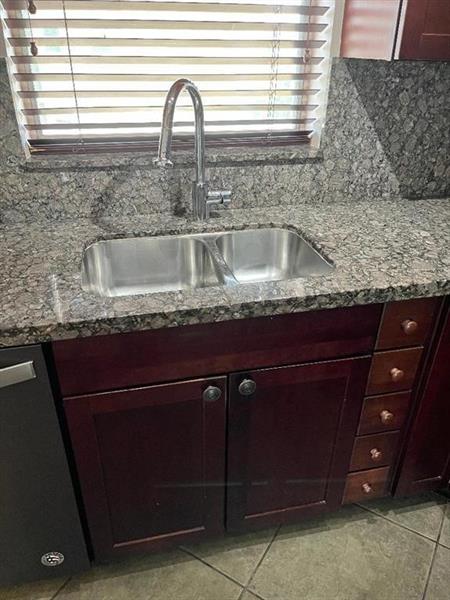 Image 6 of 22 For 4200 Crystal Lake Dr  315