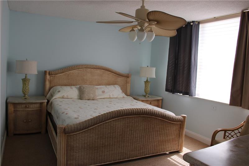 Image 10 of 25 For 750 Ocean Blvd  1210