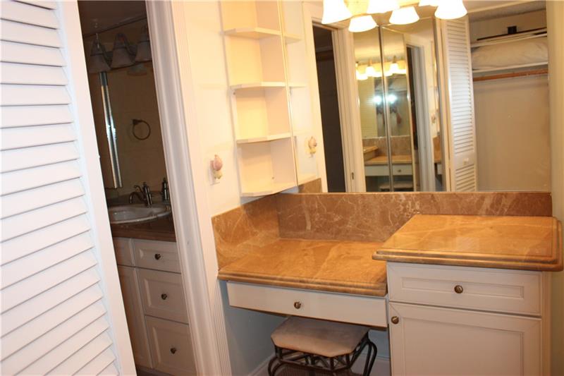 Image 13 of 25 For 750 Ocean Blvd  1210