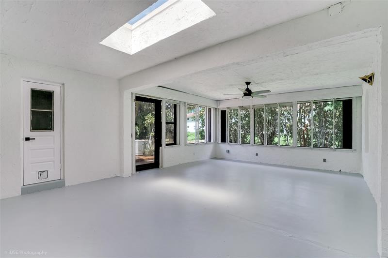 Image 10 of 16 For 8957 27th St