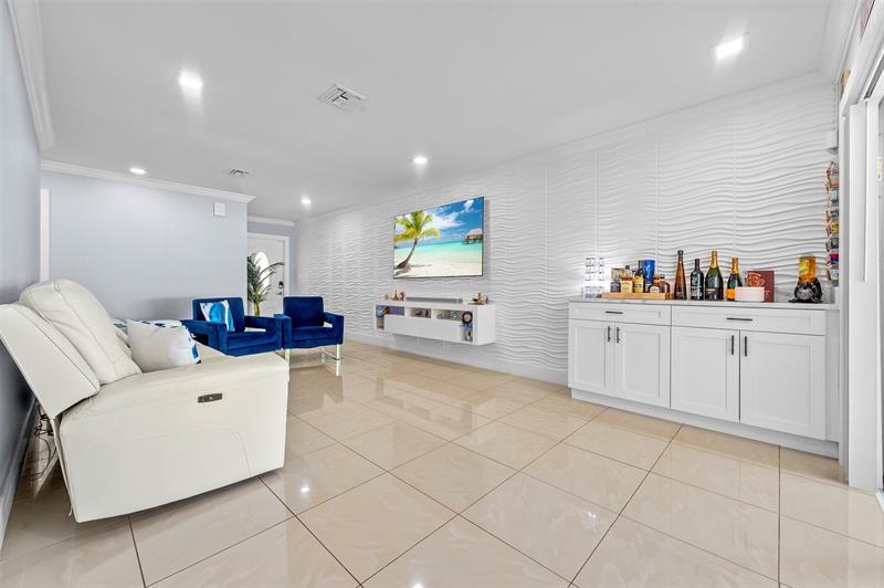 Image 10 of 59 For 4121 Eastridge Cir