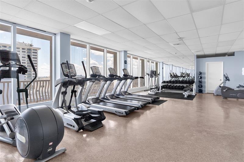 Image 44 of 64 For 4020 Galt Ocean Dr  1004