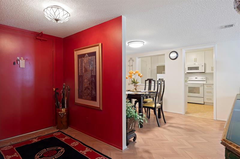 Image 7 of 64 For 4020 Galt Ocean Dr  1004