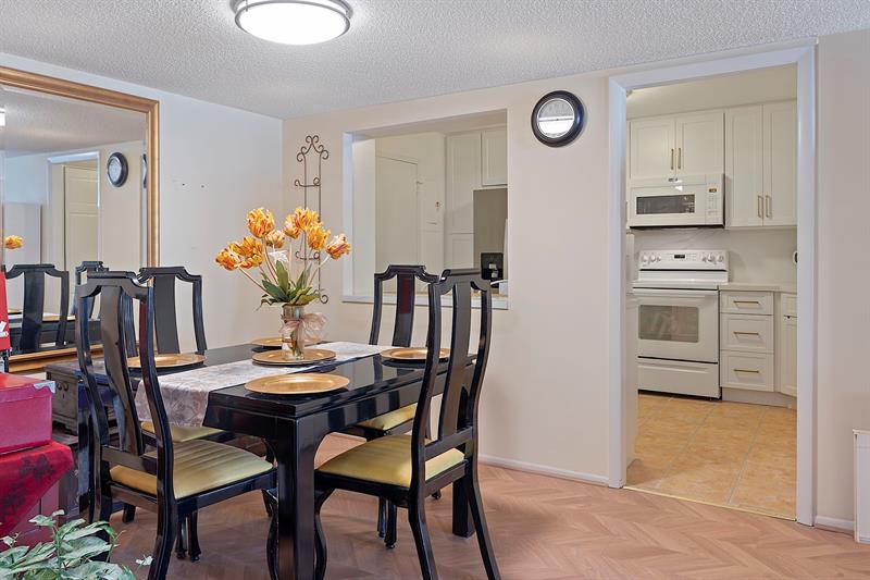 Image 9 of 64 For 4020 Galt Ocean Dr  1004